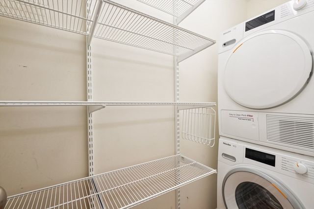 20 Chapel Street B811, Brookline, MA 02446