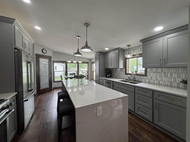 446 Arbor Drive, Juneau, WI 53039