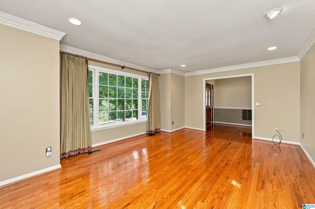1748 NAPIER DRIVE, Hoover, AL 35226