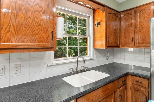 1748 NAPIER DRIVE, Hoover, AL 35226