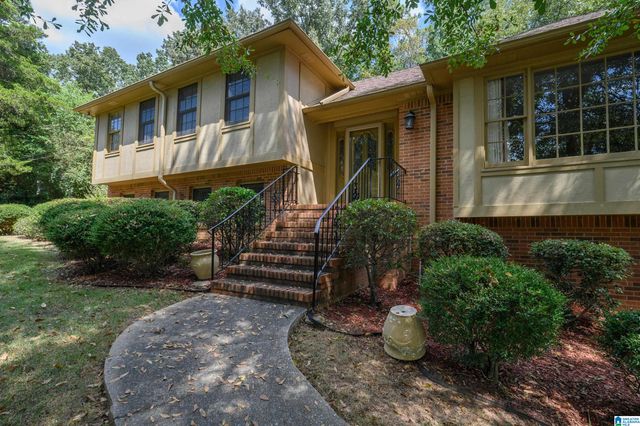 1748 NAPIER DRIVE, Hoover, AL 35226