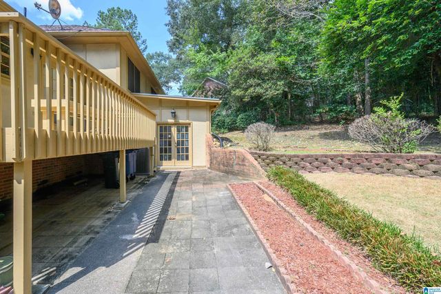 1748 NAPIER DRIVE, Hoover, AL 35226