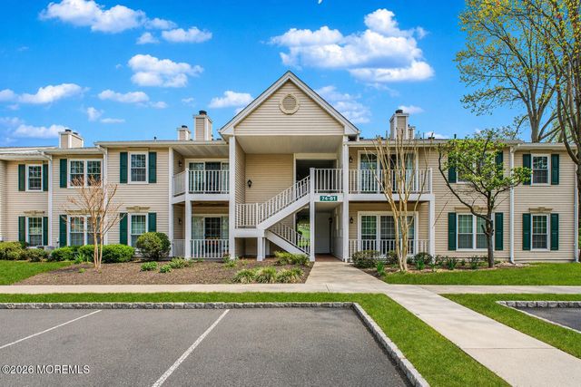 75 Players Circle, Tinton Falls, NJ 07724