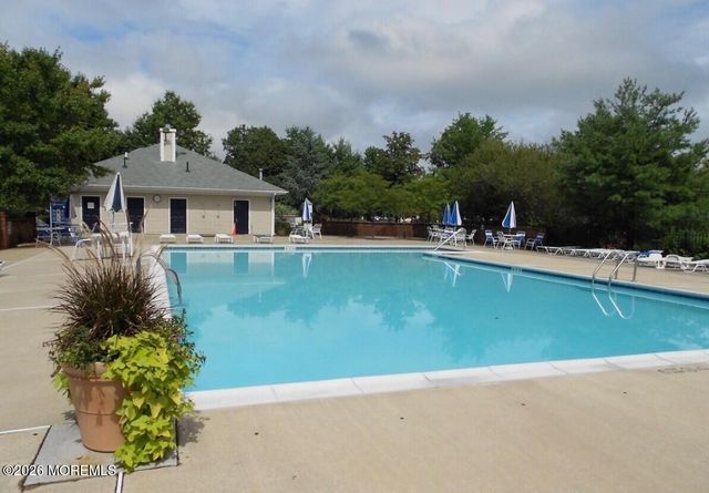 75 Players Circle, Tinton Falls, NJ 07724