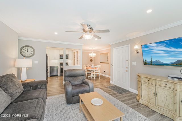 75 Players Circle, Tinton Falls, NJ 07724