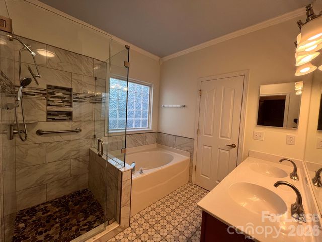 17508 Westmill Lane, Charlotte, NC 28277