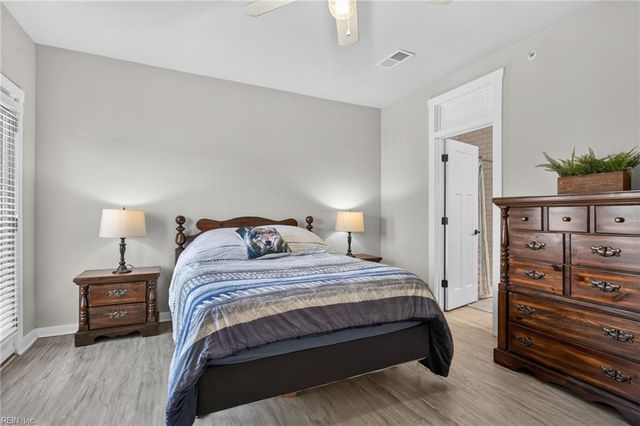 7922 Shore Dr Apt 300, Norfolk, VA 23518