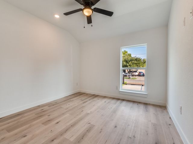 2323 Volga Avenue, Dallas, TX 75216