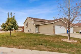 4362 39 1/2 Avenue S, Fargo, ND 58104