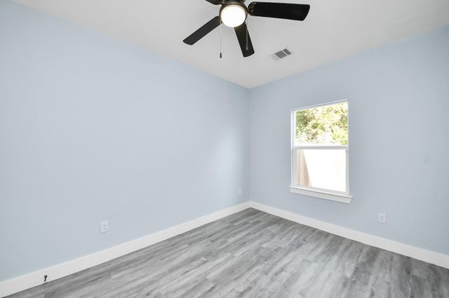 7502 Sandle Street B, Houston, TX 77088