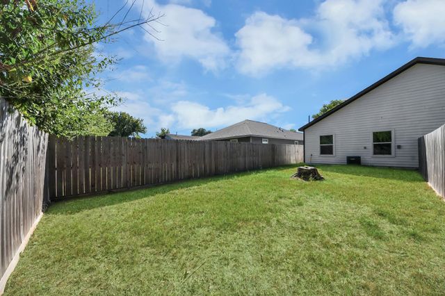 7502 Sandle Street B, Houston, TX 77088