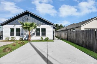 7502 Sandle Street B, Houston, TX 77088