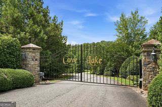 141 Cove Lake Drive, Marble Hill, GA 30148