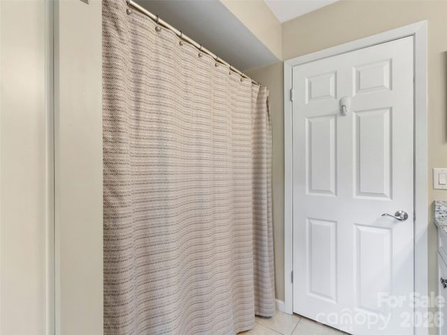 597 Sweetwater Ridge Road, Burnsville, NC 28714