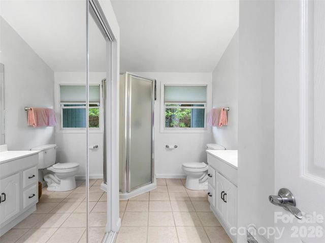 597 Sweetwater Ridge Road, Burnsville, NC 28714