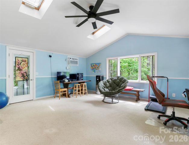 597 Sweetwater Ridge Road, Burnsville, NC 28714