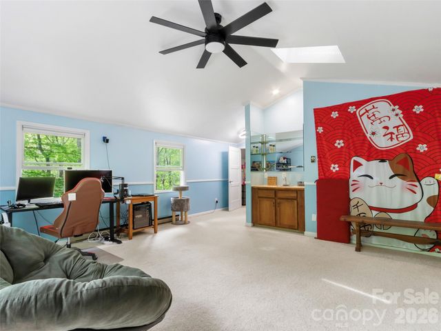 597 Sweetwater Ridge Road, Burnsville, NC 28714