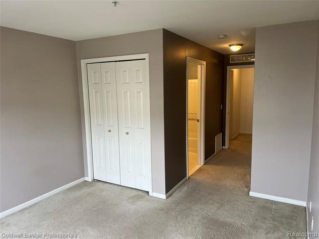 1395 Ashford Court 61, Troy, MI 48084