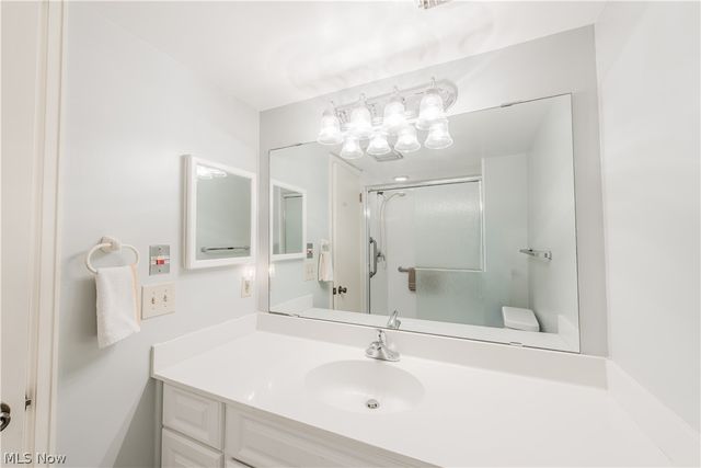 22701 Center Ridge Road 207, Rocky River, OH 44116