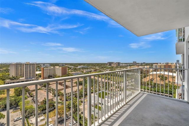 2801 NE 183rd Street 1703W, Aventura, FL 33160