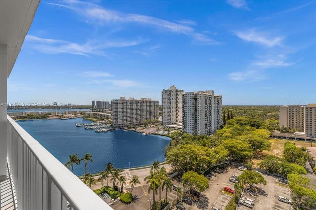 2801 NE 183rd Street 1703W, Aventura, FL 33160