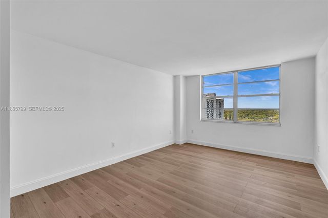 2801 NE 183rd Street 1703W, Aventura, FL 33160