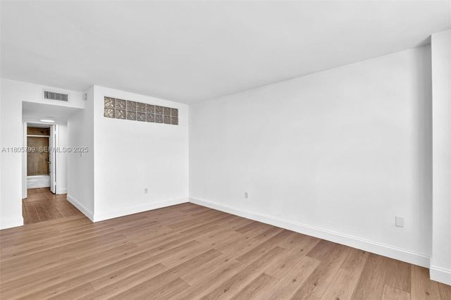 2801 NE 183rd Street 1703W, Aventura, FL 33160