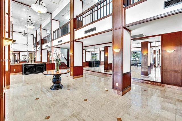 2801 NE 183rd Street 1703W, Aventura, FL 33160