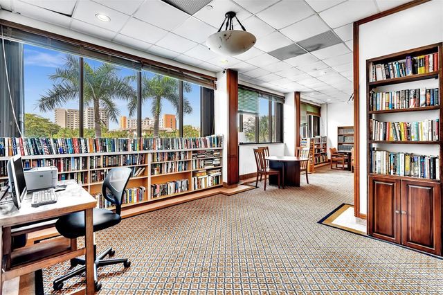 2801 NE 183rd Street 1703W, Aventura, FL 33160