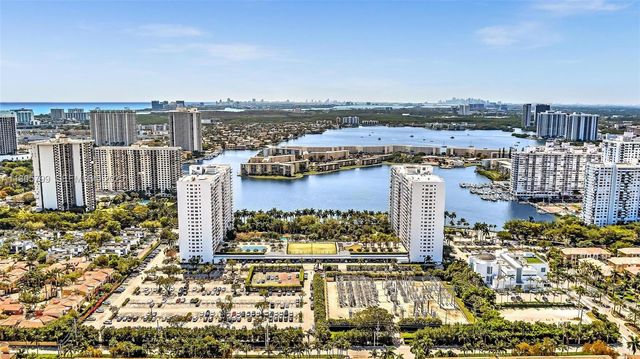 2801 NE 183rd Street 1703W, Aventura, FL 33160