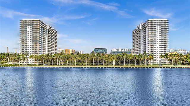 2801 NE 183rd Street 1703W, Aventura, FL 33160