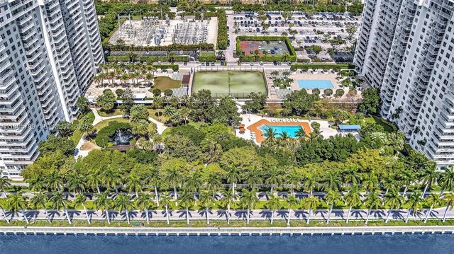 2801 NE 183rd Street 1703W, Aventura, FL 33160