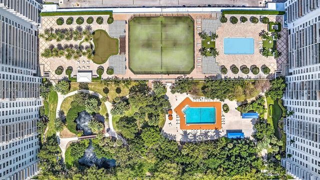 2801 NE 183rd Street 1703W, Aventura, FL 33160