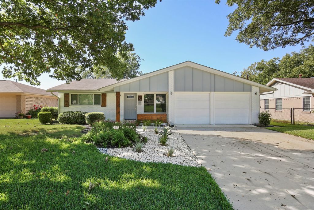 525 Melrose Drive, Richardson, TX 75080