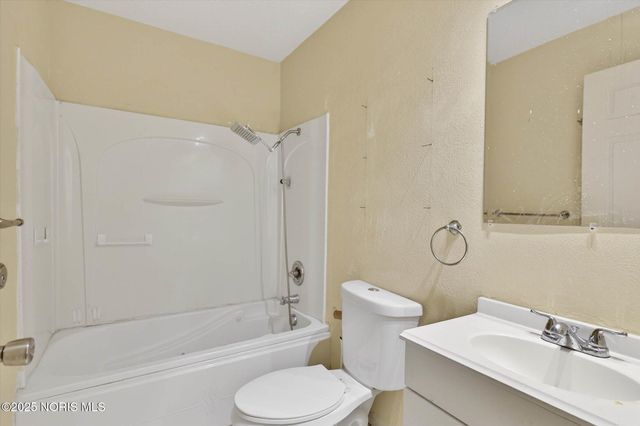 4224 Shade Tree Drive, Toledo, OH 43615