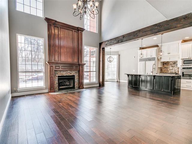 16 Greenmore Drive, Edmond, OK 73034