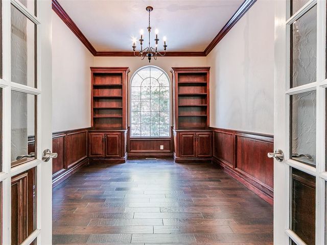 16 Greenmore Drive, Edmond, OK 73034