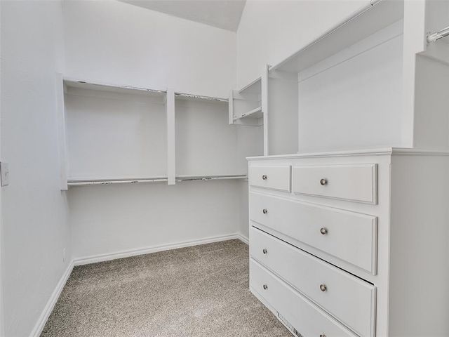 16 Greenmore Drive, Edmond, OK 73034