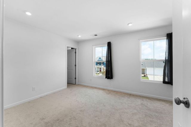 1010 Blossom Lane, Kingston, GA 30145