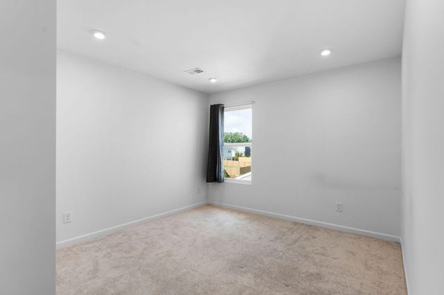 1010 Blossom Lane, Kingston, GA 30145