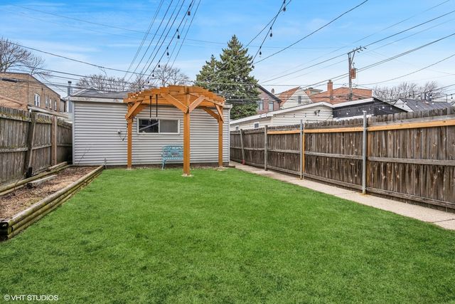 3506 N Damen Avenue, Chicago, IL 60618