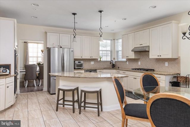 512 WHINSTONE DR, Reisterstown, MD 21136
