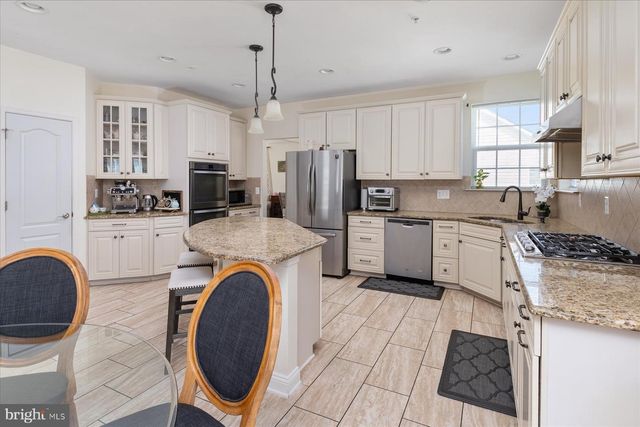 512 WHINSTONE DR, Reisterstown, MD 21136