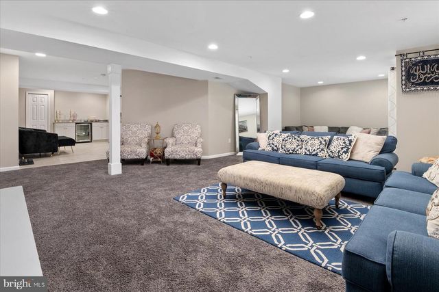 512 WHINSTONE DR, Reisterstown, MD 21136