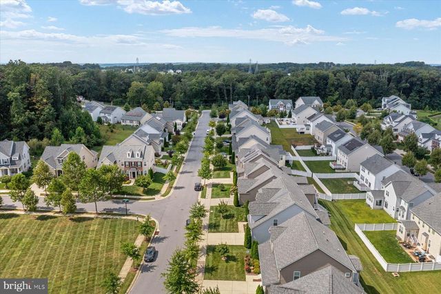512 WHINSTONE DR, Reisterstown, MD 21136
