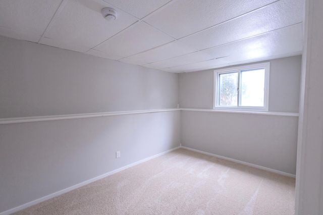 8640 Hillside Trail S, Cottage Grove, MN 55016