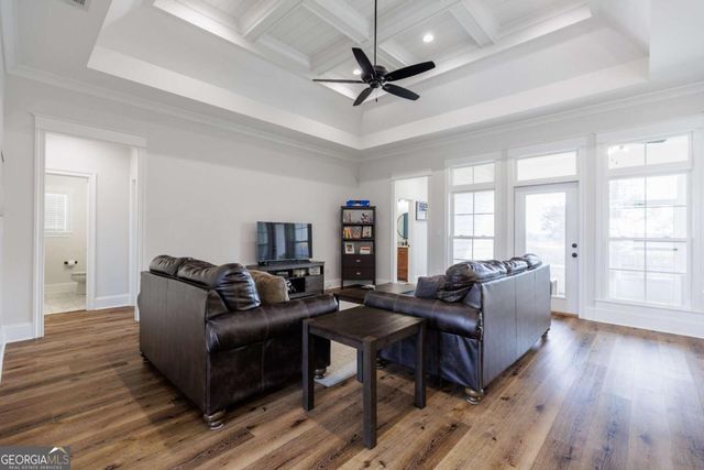 4824 Brown Cat Circle, Hahira, GA 31632