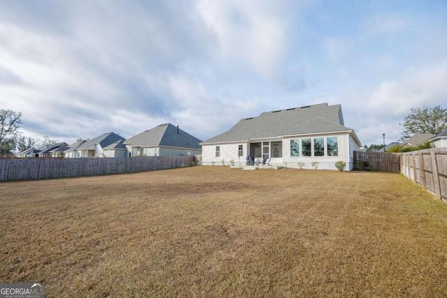 4824 Brown Cat Circle, Hahira, GA 31632