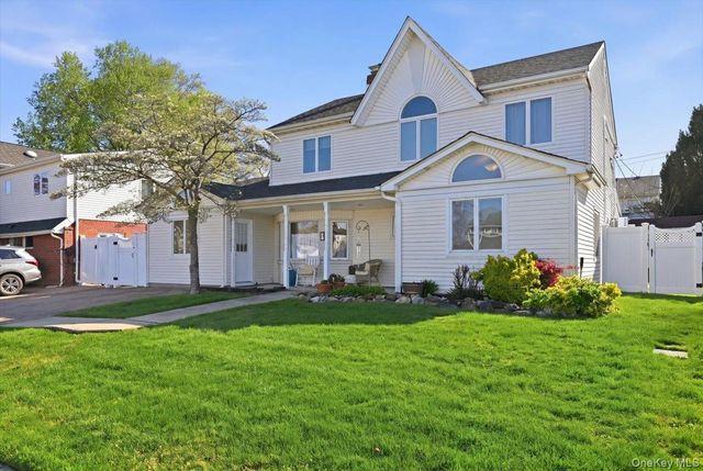 45 Horn Lane, Levittown, NY 11756