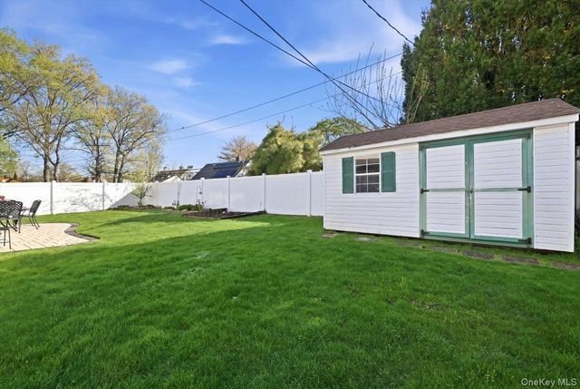 45 Horn Lane, Levittown, NY 11756